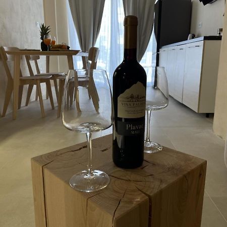 Cozy Apartment Matijas With Private Parking And Terrace Сплит Екстериор снимка