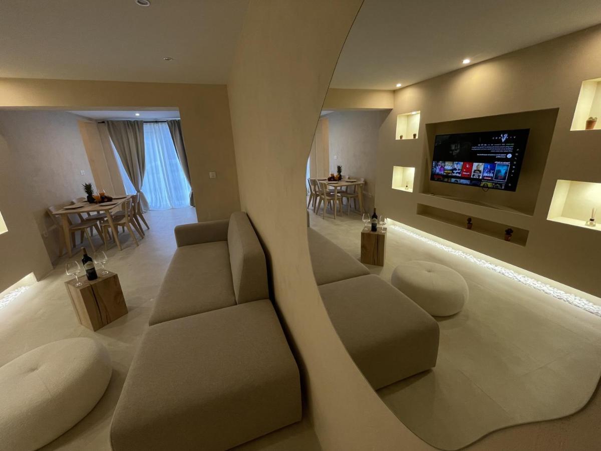 Cozy Apartment Matijas With Private Parking And Terrace Сплит Екстериор снимка
